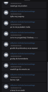 Zapis wpisów Wiktora P. z platformy Discord. Przyjechały 2 radiowozy i pogotowie gazowe.