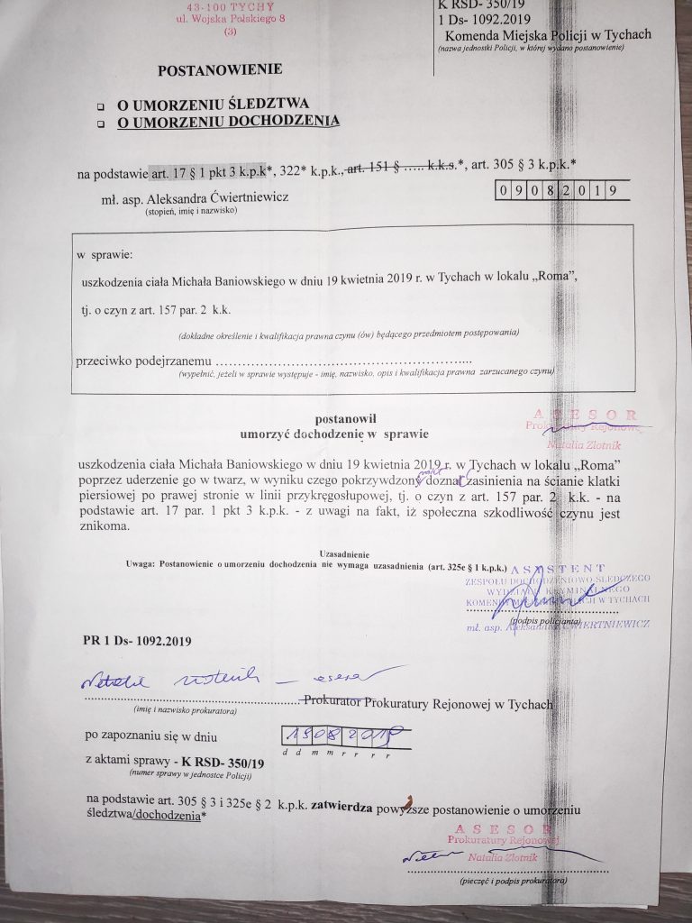 Znikoma szkodliwość społeczna czynu.